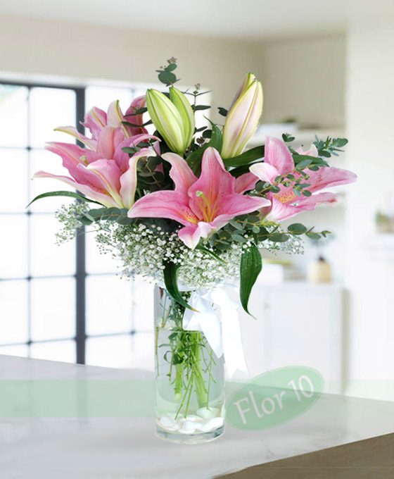 Ramo liliums y mix de flores rosadas - Espacio Flor